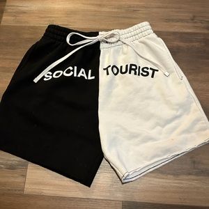 Social tourist black and white shorts
